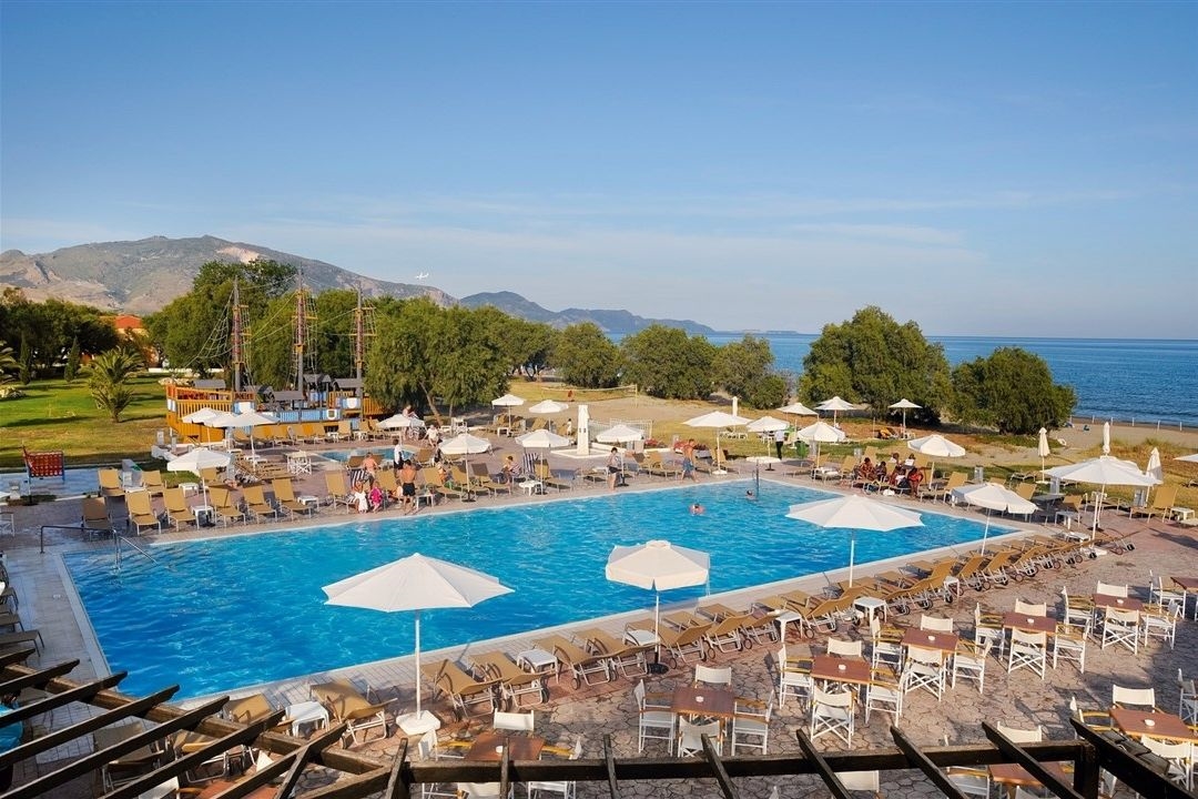 DOMES AULUS ZANTE, AUTOGRAPH COLLECTION