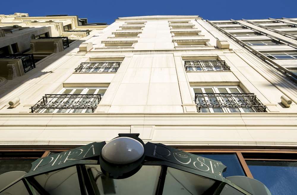Pera Rose Hotel