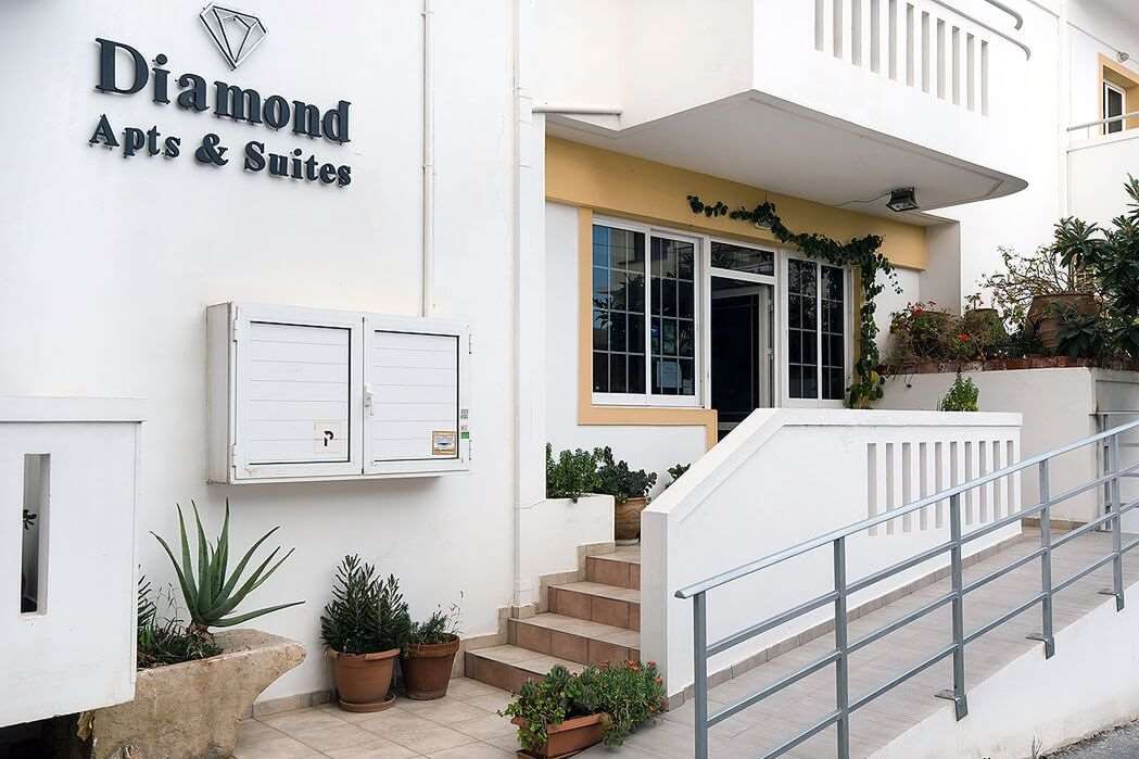 DIAMOND APTS & SUITES