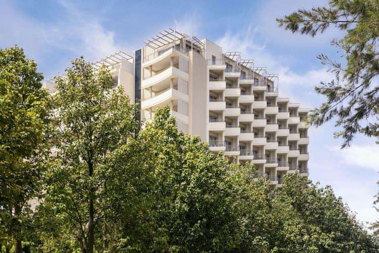 Lara Barut Collection 2