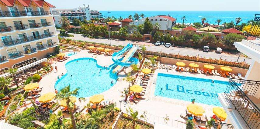 L'Oceanica Beach Resort Hotel 2