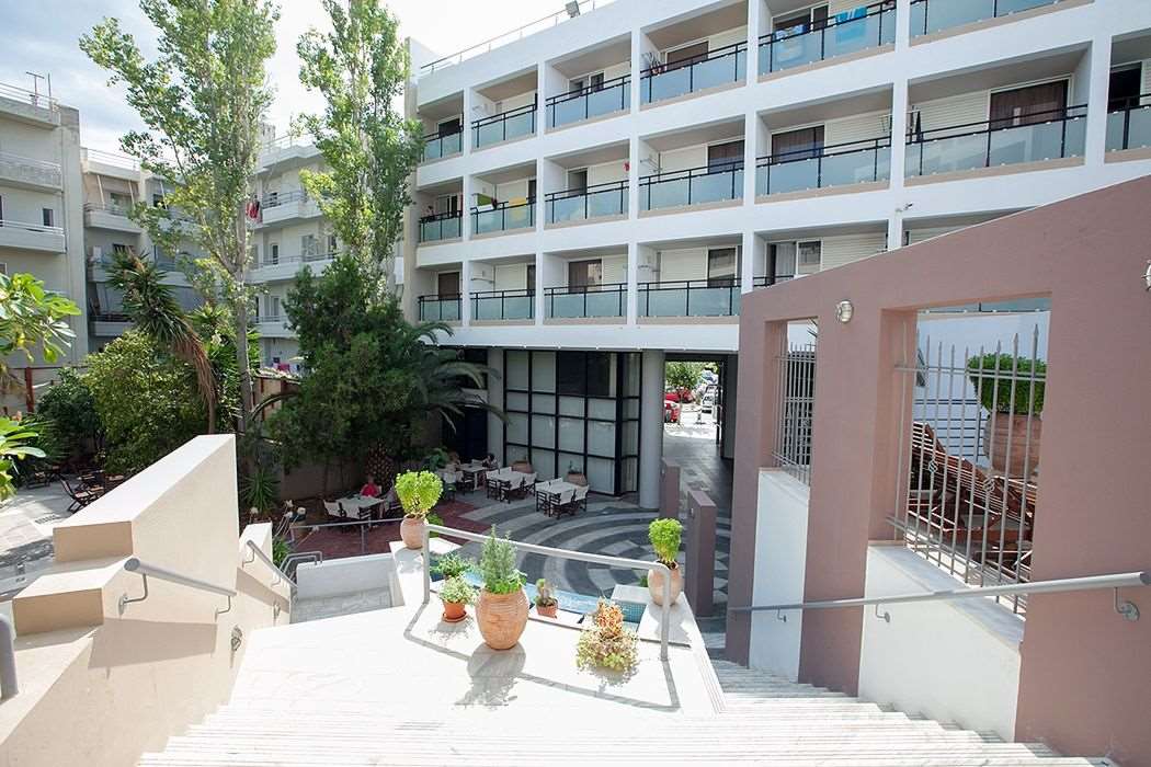 SANTA MARINA UNIQUE HOTEL