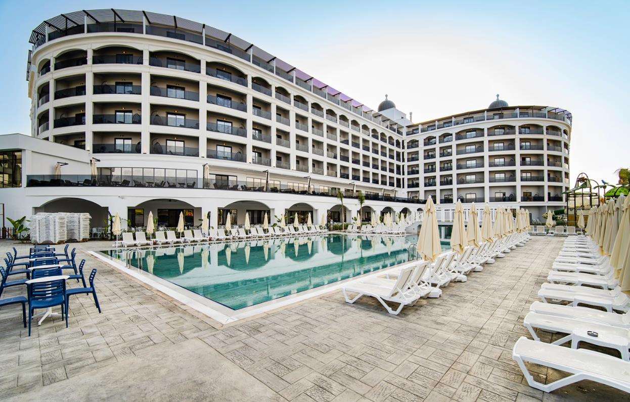 Side Moon Palace Hotel