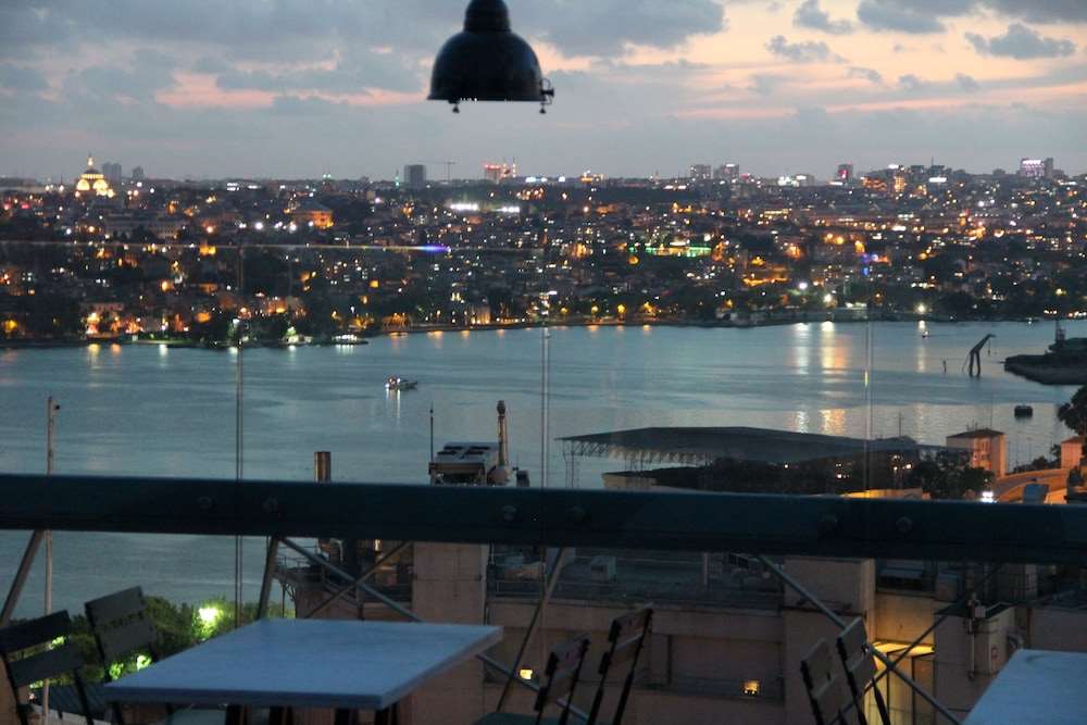 Tulip City Taksim Hotel