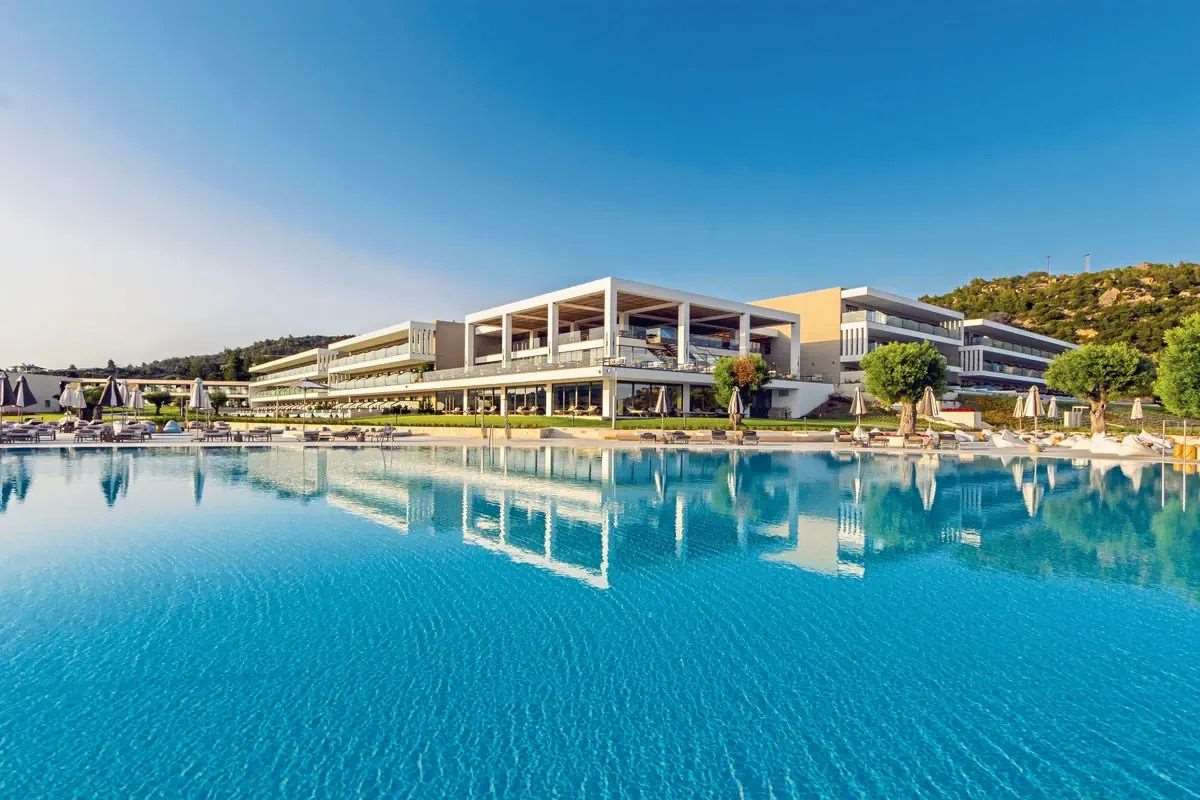 AMMOA LUXURY HOTEL & SPA RESORT