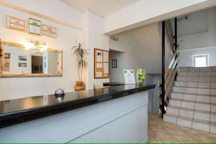 DIAMOND APTS & SUITES 3