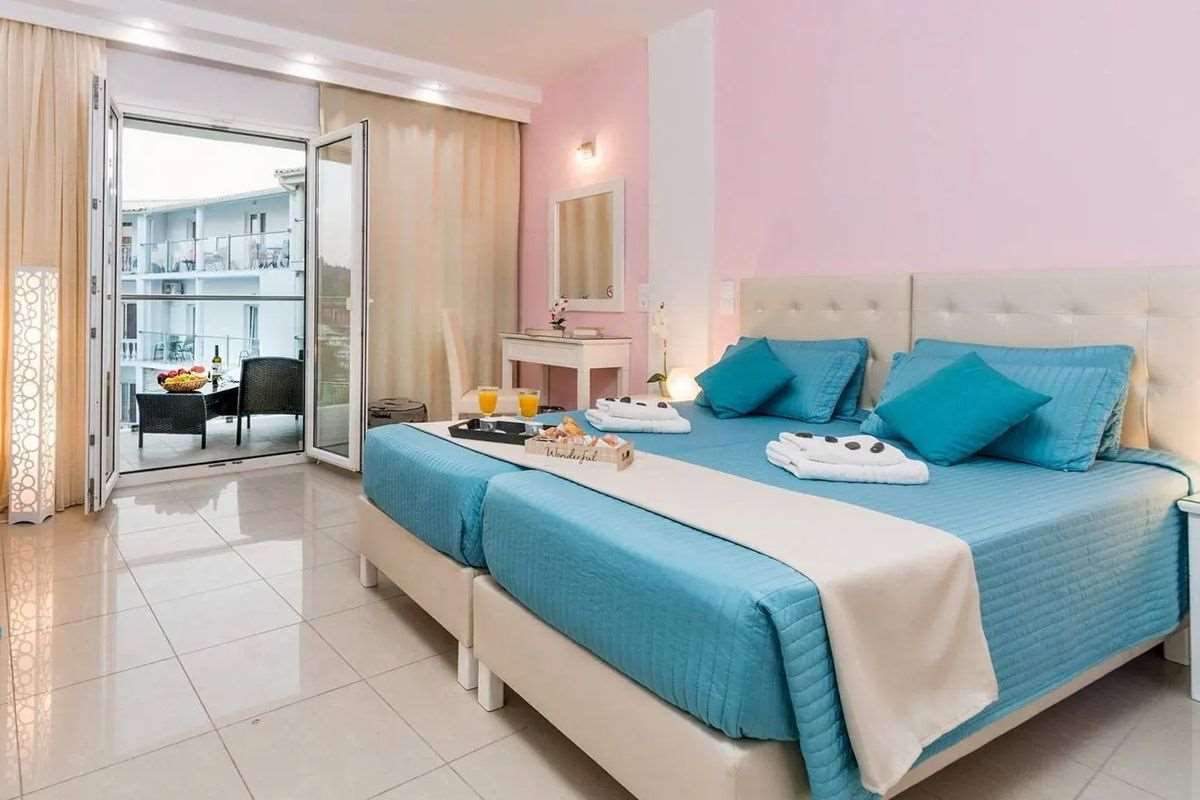 PALOTEL LUXURY HOTEL 3