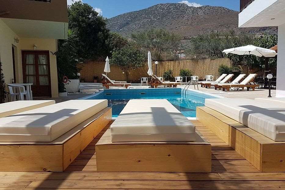 SIROCCO APARTMENTS 4