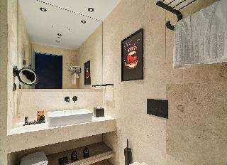 NYX Hotel Limassol 5