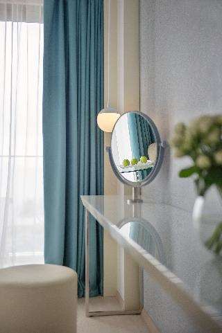 Ivi Mare - Designed for adults 3