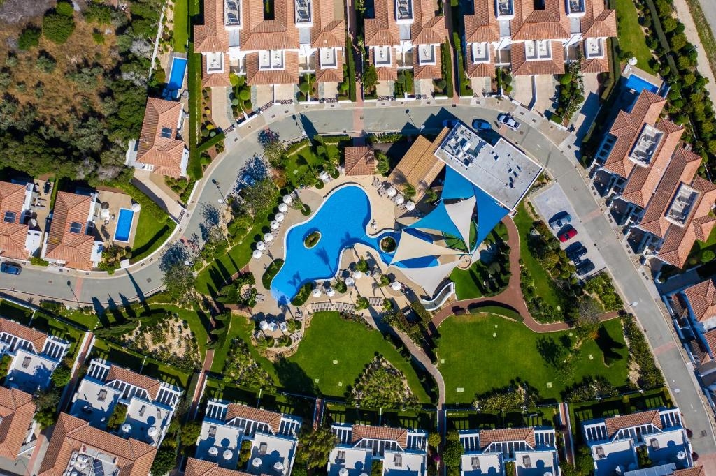 Atlantis Gardens Apartments & Villas
