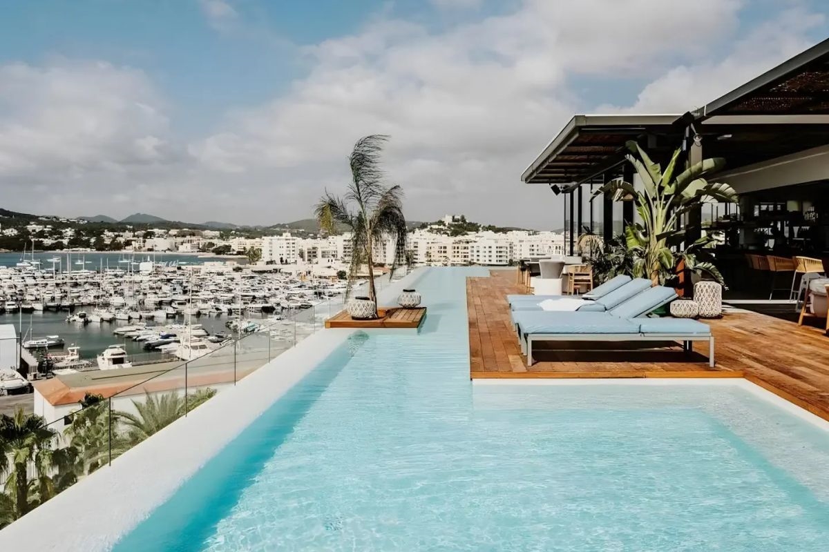 Aguas de Ibiza Grand Luxe Hotel