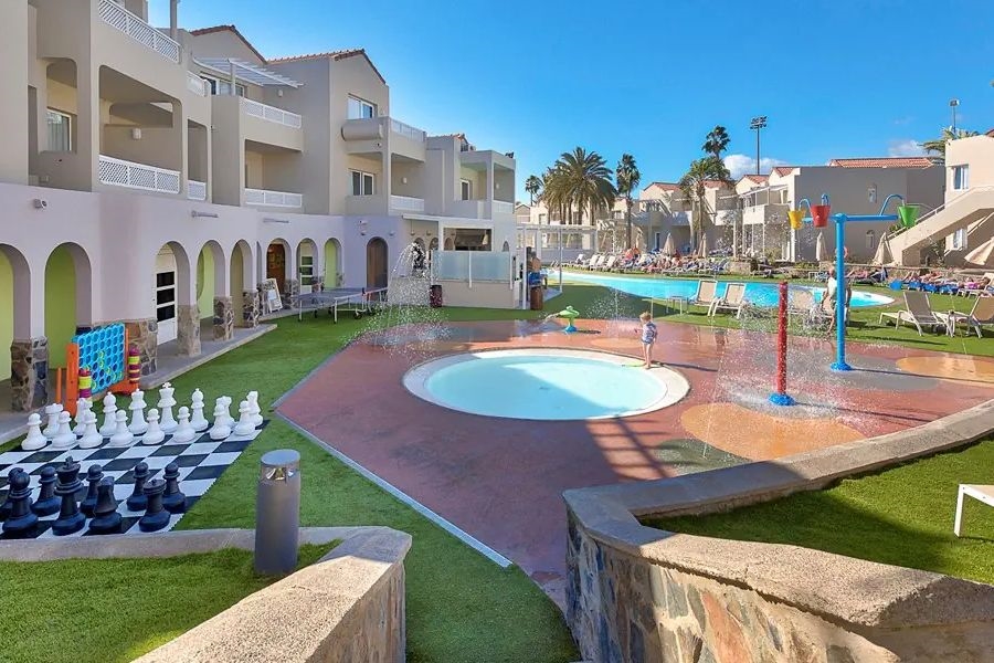 Hotel LIVVO Koala Garden