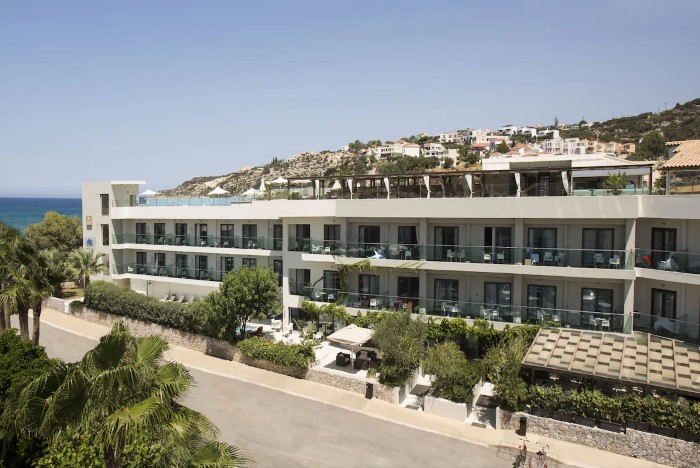 ALMYRIDA BEACH HOTEL