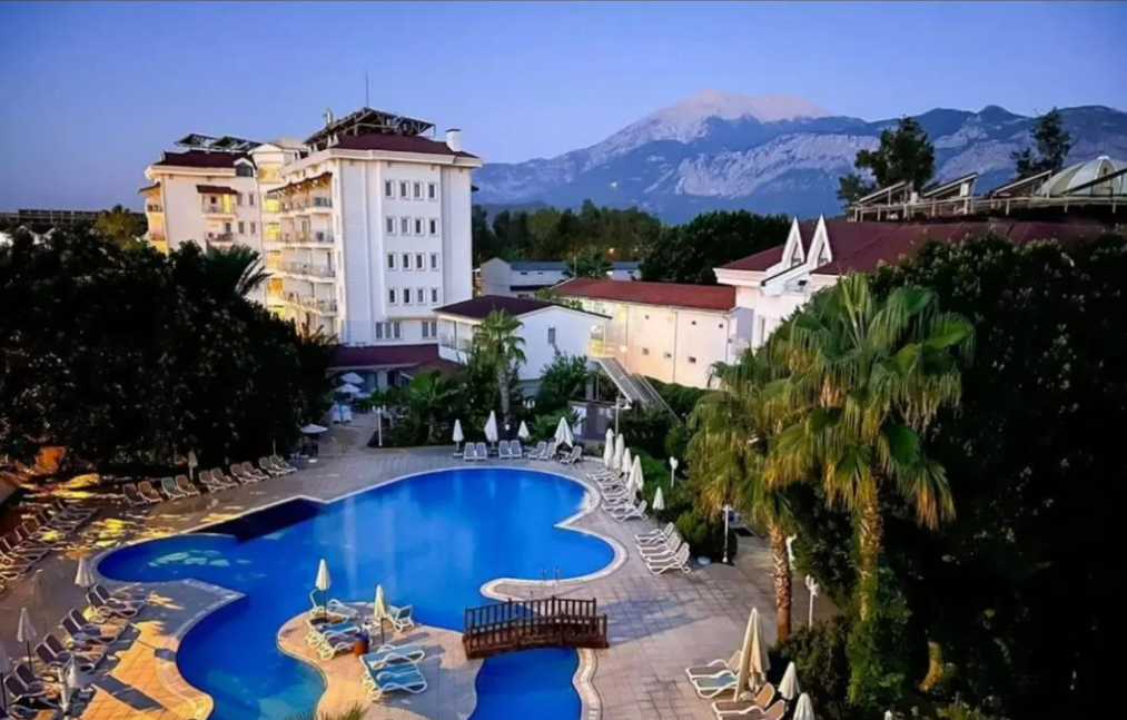 Grand Miramor Hotel 3