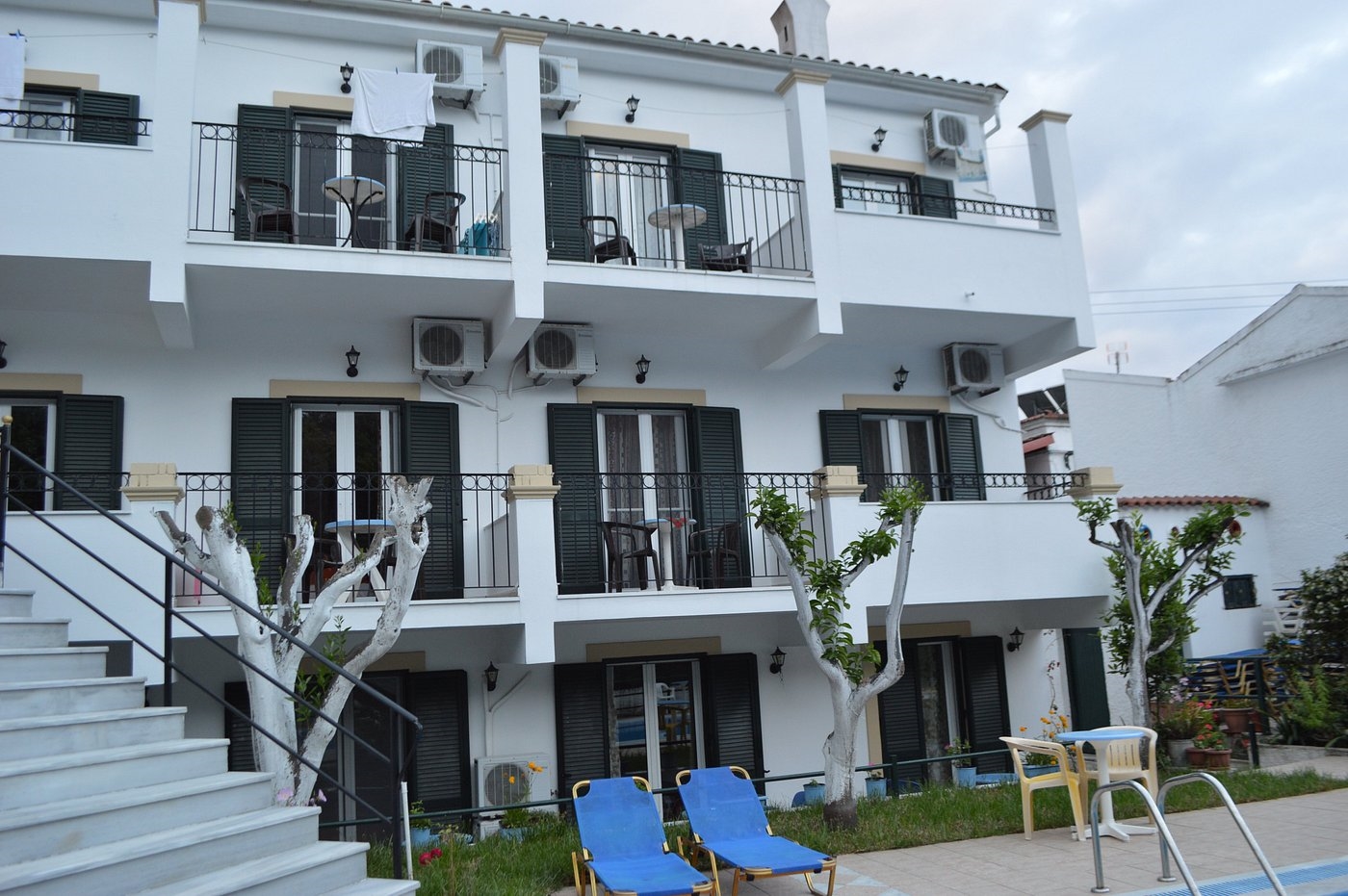 ANTIGONI APARTMENTS