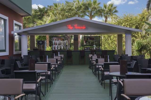 Delphin Deluxe Resort Hotel