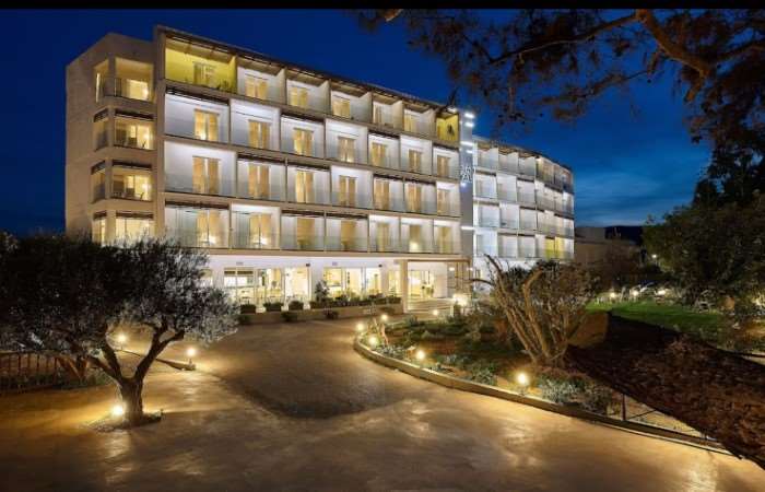 MALIA HOLIDAYS HOTEL