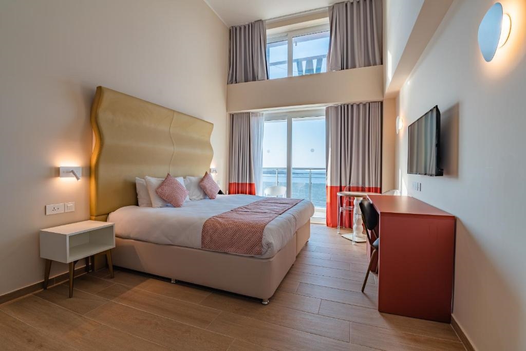 Seaview Hotel - Adults Only 16+ 2