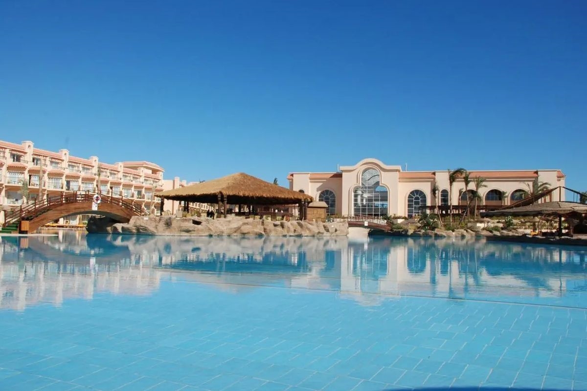 Pyramisa Beach Resort Sahl Hasheesh 2