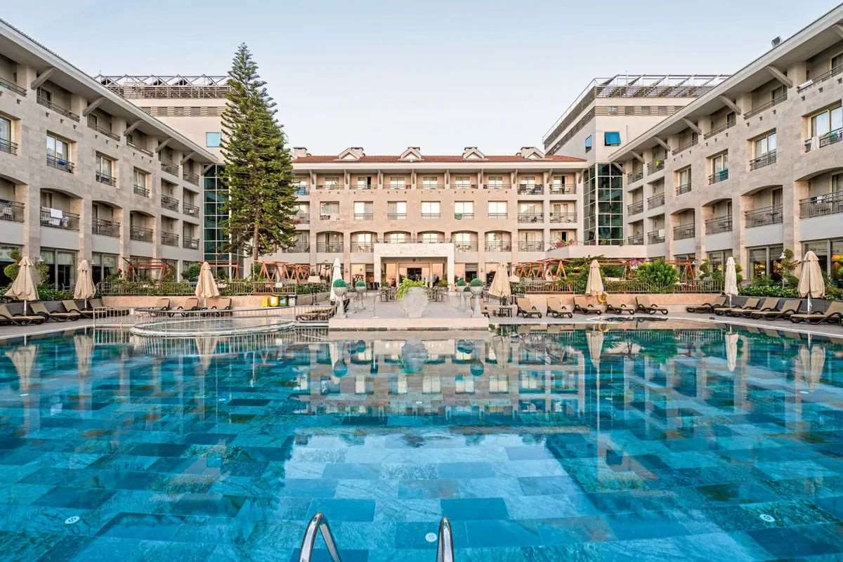 Fame Residence Kemer 4