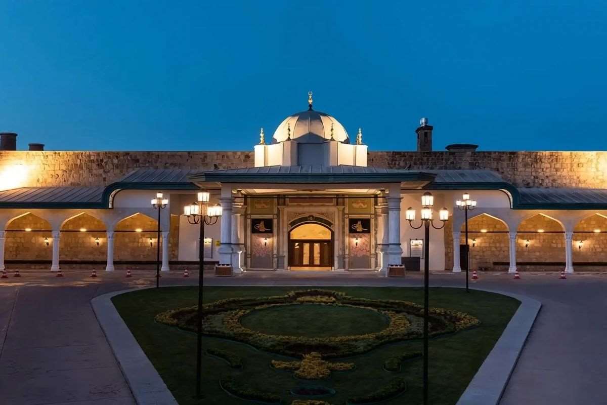 Pokaż wszystkie zdjęcia