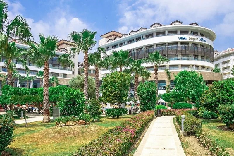Alba Royal Hotel 2