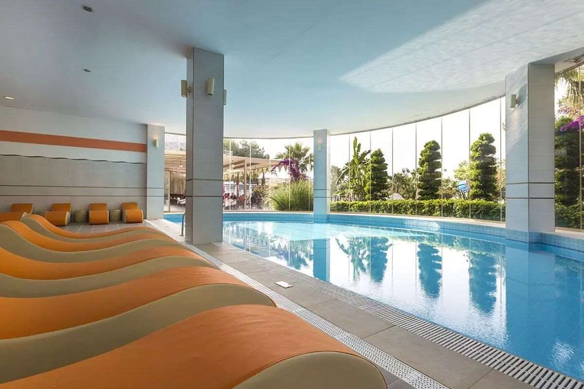 Pokaż wszystkie zdjęcia