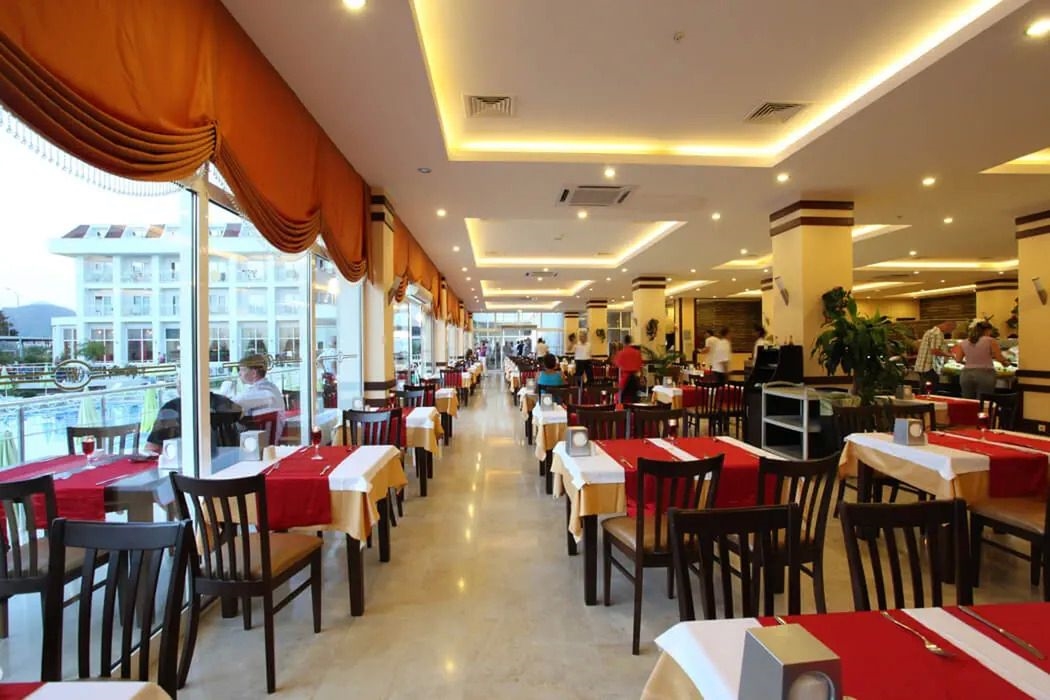 White Lilyum Hotel 4