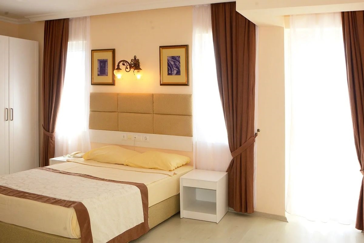 Grand Miramor Hotel 4